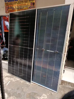 650watt Jinko Solar Panel Halfcourt