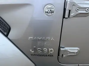 Jeep Wrangler 2022 Silver