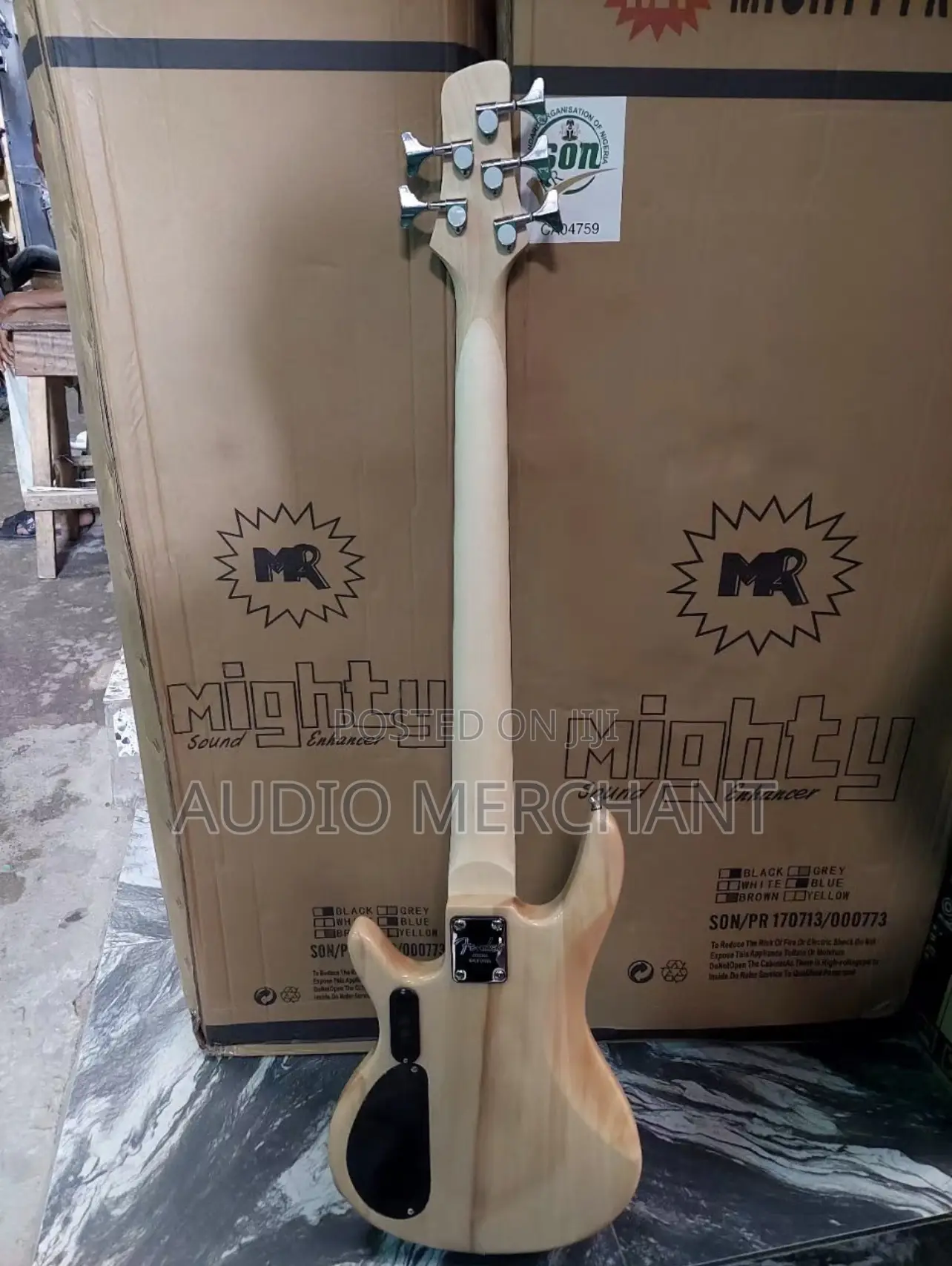 Fender 5 Strings Active Bass Guitar