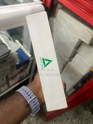 New Trifone X1001 Pro 32 GB