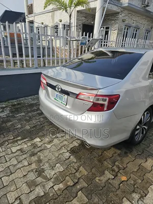 Toyota Camry 2014 Silver