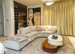 Luxury 3 Bedroom Maisonette With a Private Cinem