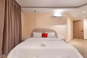 Beautiful and Luxurious 2 Bedroom Apartment