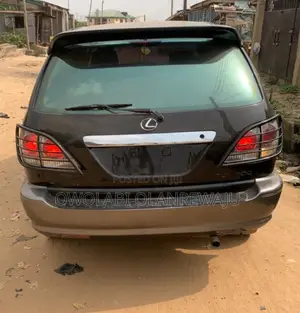 Lexus RX 2000 Black
