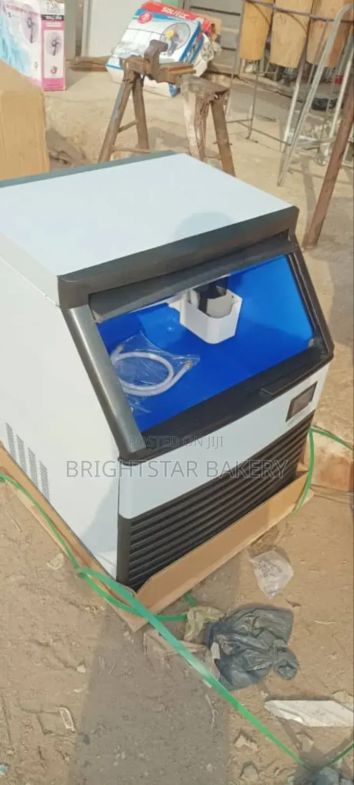 Ice Cube Machine