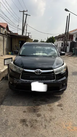 Toyota Highlander XLE V6 4x2 (3.5L 6cyl 6A) 2016 Black