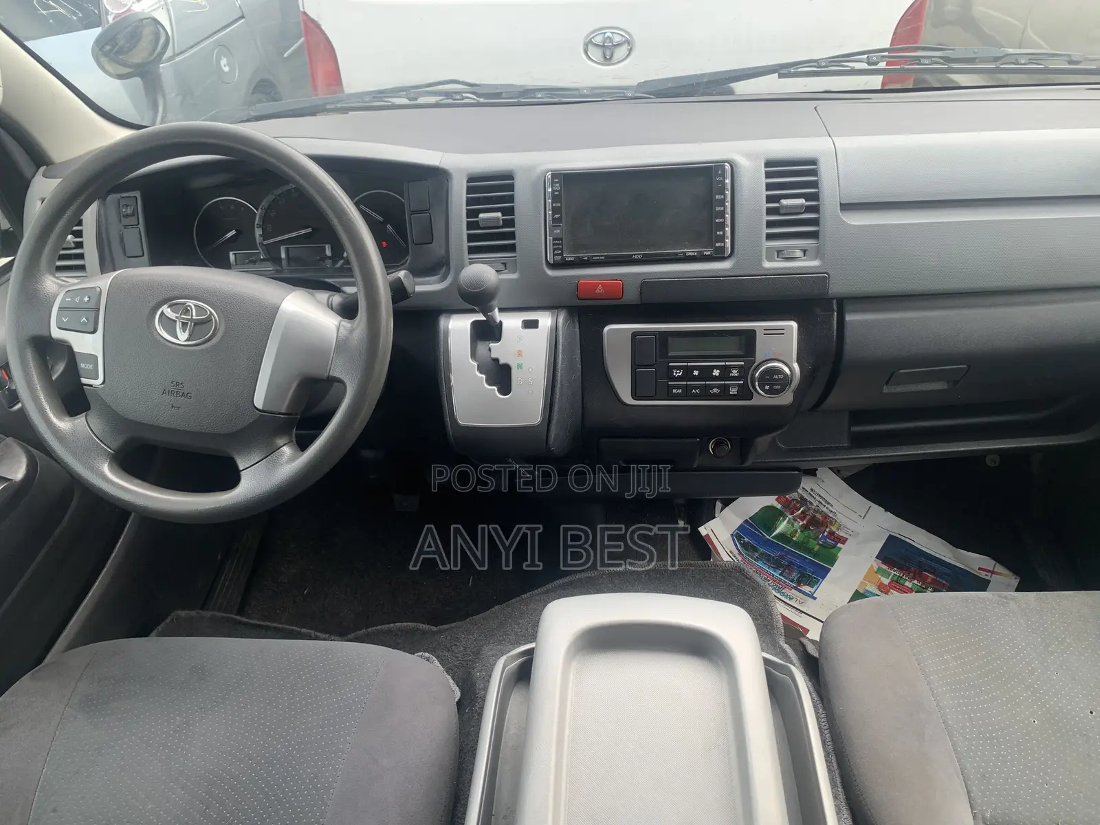 Toyota HiAce 2013 Brown