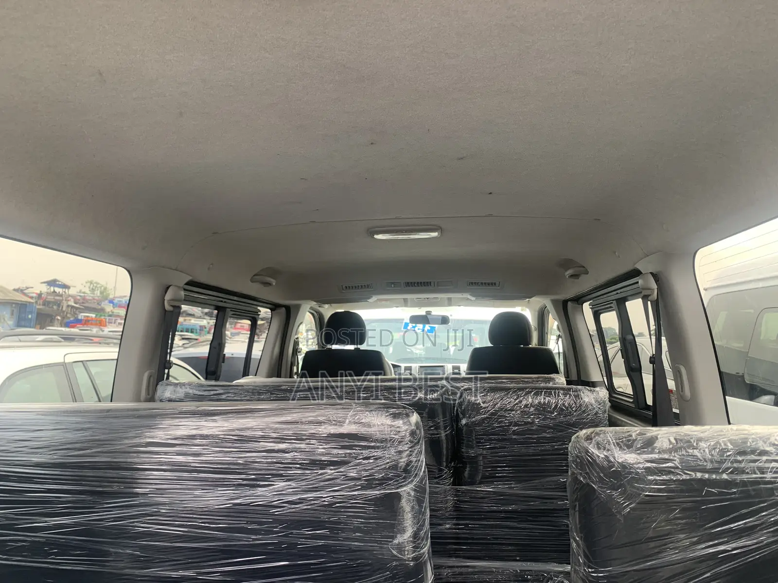 Toyota HiAce 2013 Brown
