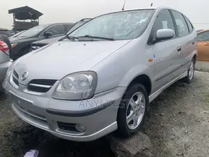 Nissan Almera Tino 2004 Silver