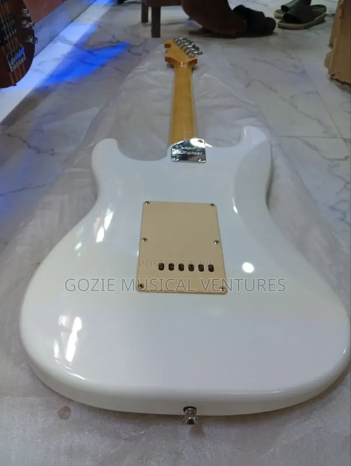 6 - String Electric Guitar Bullfighter Stracaster