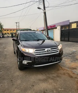 Toyota Highlander Limited 2011 Brown