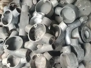 Steel Sandle With Base Conduit Fittings Galvanized