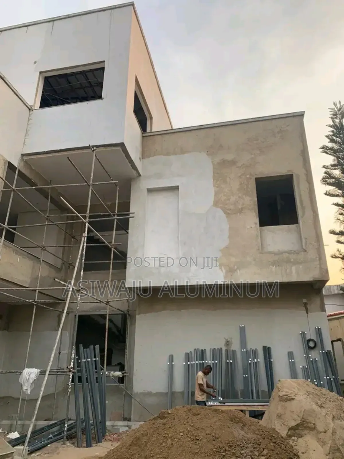 Aluminum Fabricating in Site