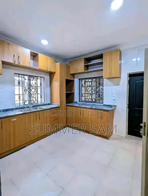 3bdrm Apartment in Shelter Extension, for rent