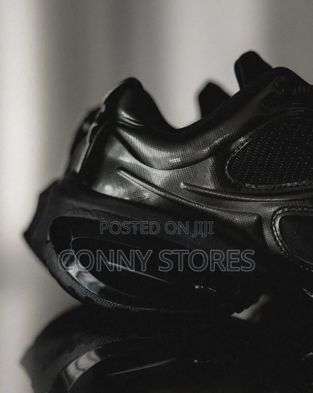 *Cop the Nike Airmax Muse Triple Black*