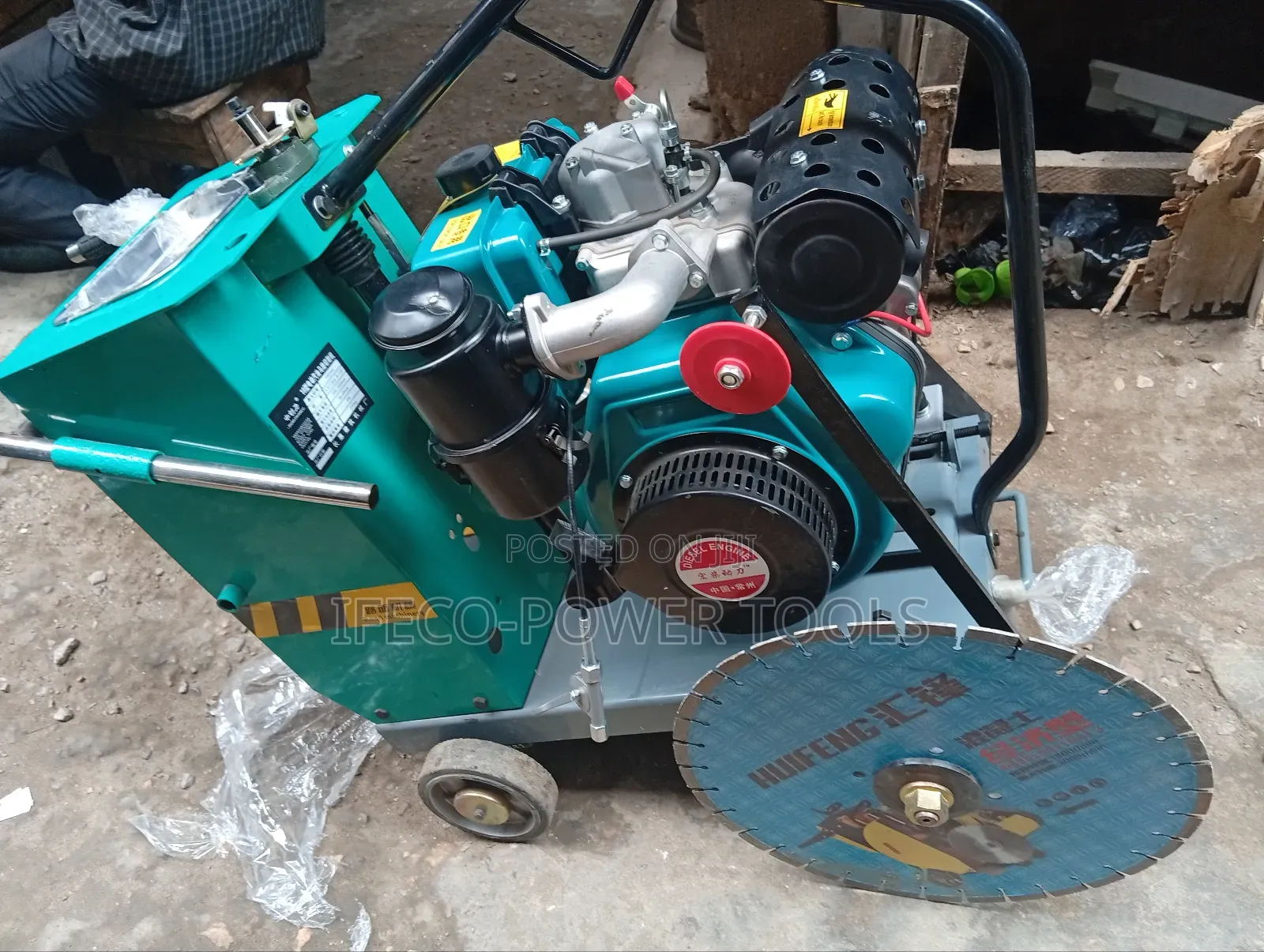 Gasoline Concrete Road Cutter Machine.