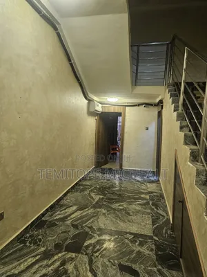 5bdrm Townhouse / Terrace in Kado District for rent