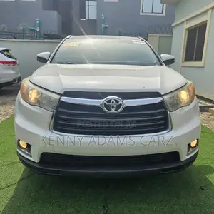Toyota Highlander Limited 4dr SUV AWD (3.5L 6cyl 6A) 2015 White