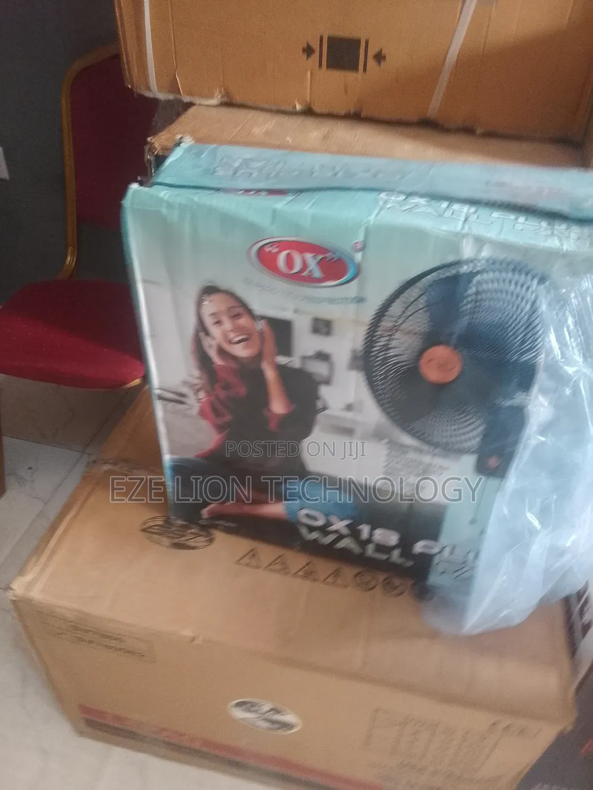 Elegantly Made Ox 18" Plus Fan