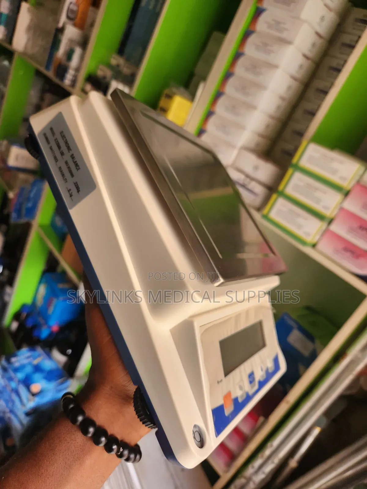 Precision Electronic Balance