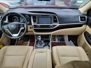 Toyota Highlander Limited V6 4x4 (3.5L 6cyl 6A) 2016 Burgundy