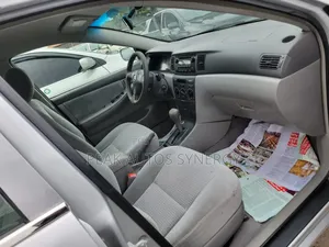 Toyota Corolla LE 2007 Silver
