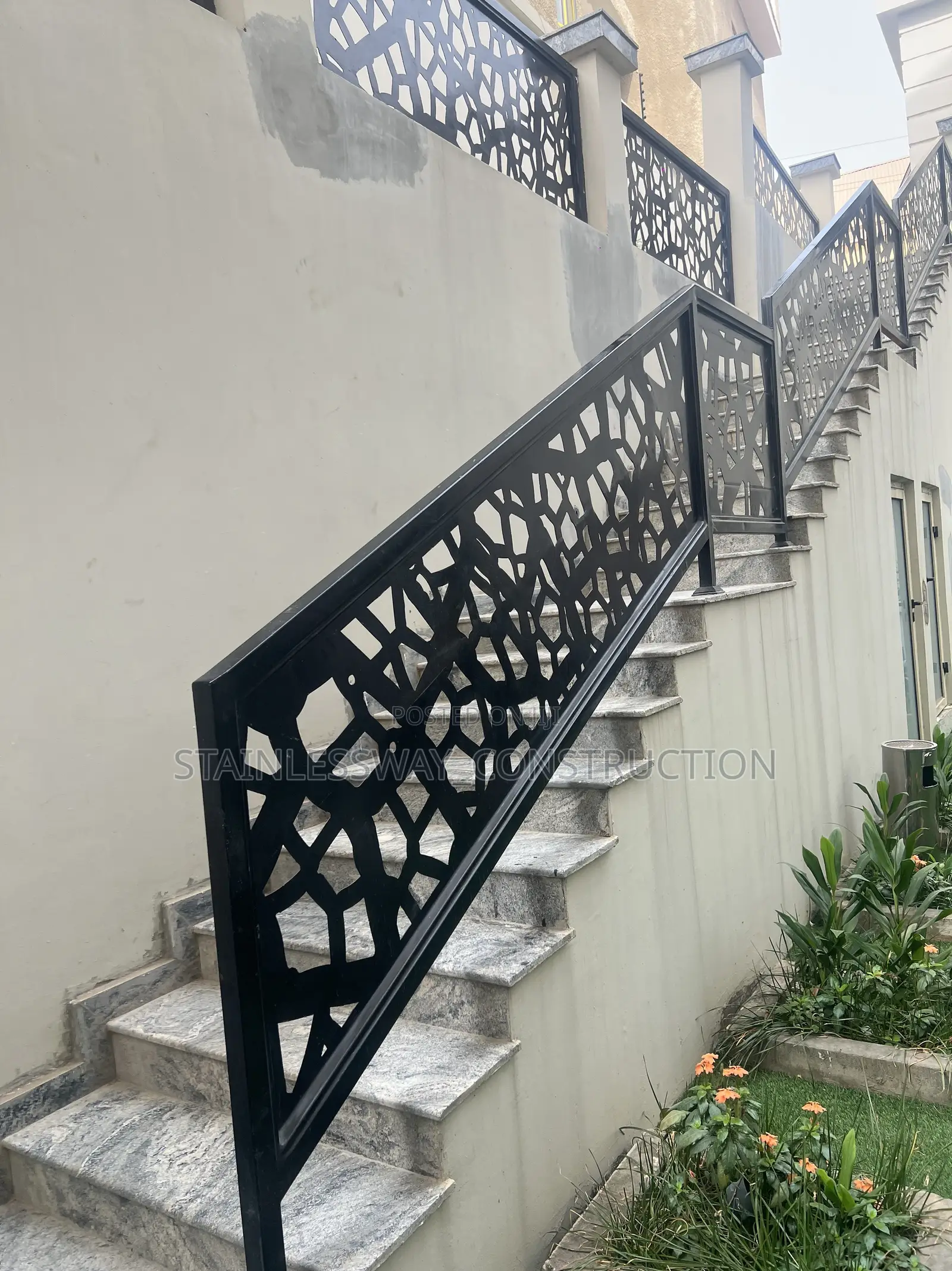 2/2 Lasercut Staircase Handrails