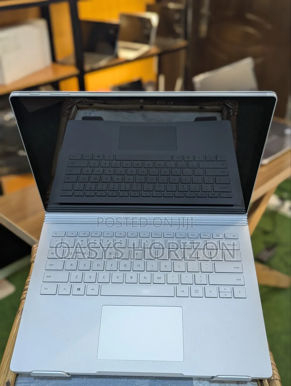 Laptop Microsoft Surface Book 2 16GB Intel Core I7 SSD 512GB