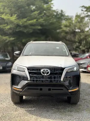 New Toyota Fortuner 2025 Black