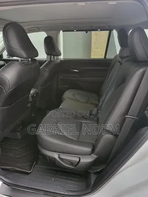 Toyota Grand Highlander XLE AWD 2024 White