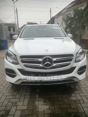 Mercedes-Benz GLE-Class GLE 350 2017 White