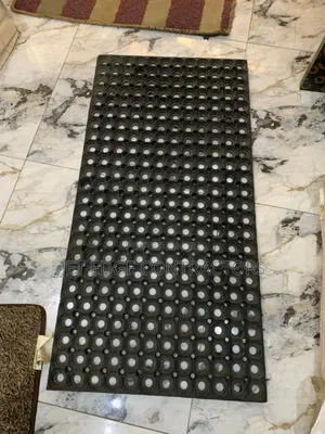 80 by 90 Outdoor Foot Mat