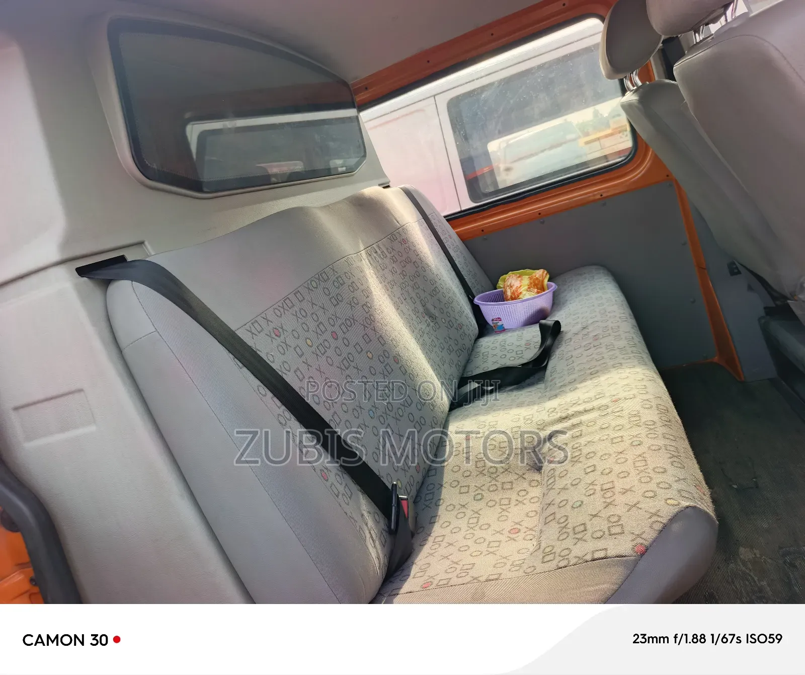 Volkswagen Transporter 2007 Orange