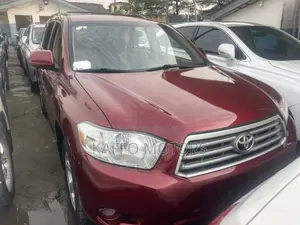 Toyota Highlander SE 2010 Burgundy