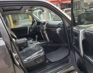 Toyota 4-Runner SR5 Premium 4dr SUV 4WD (4.0L 6cyl 5A) 2014 Gray