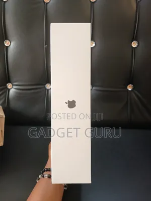 New Laptop Apple MacBook Pro 16GB Apple M5 SSD 1T