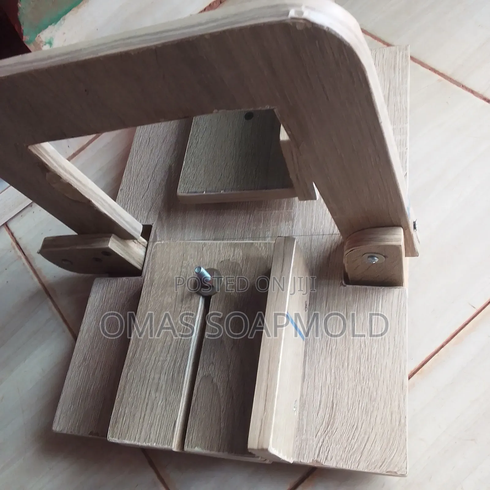 Single String Soap Cutter