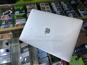 Laptop Apple MacBook Pro 2019 8GB Intel Core i5 SSD 128GB