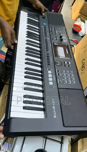 Yamaha Keyboard Psr483