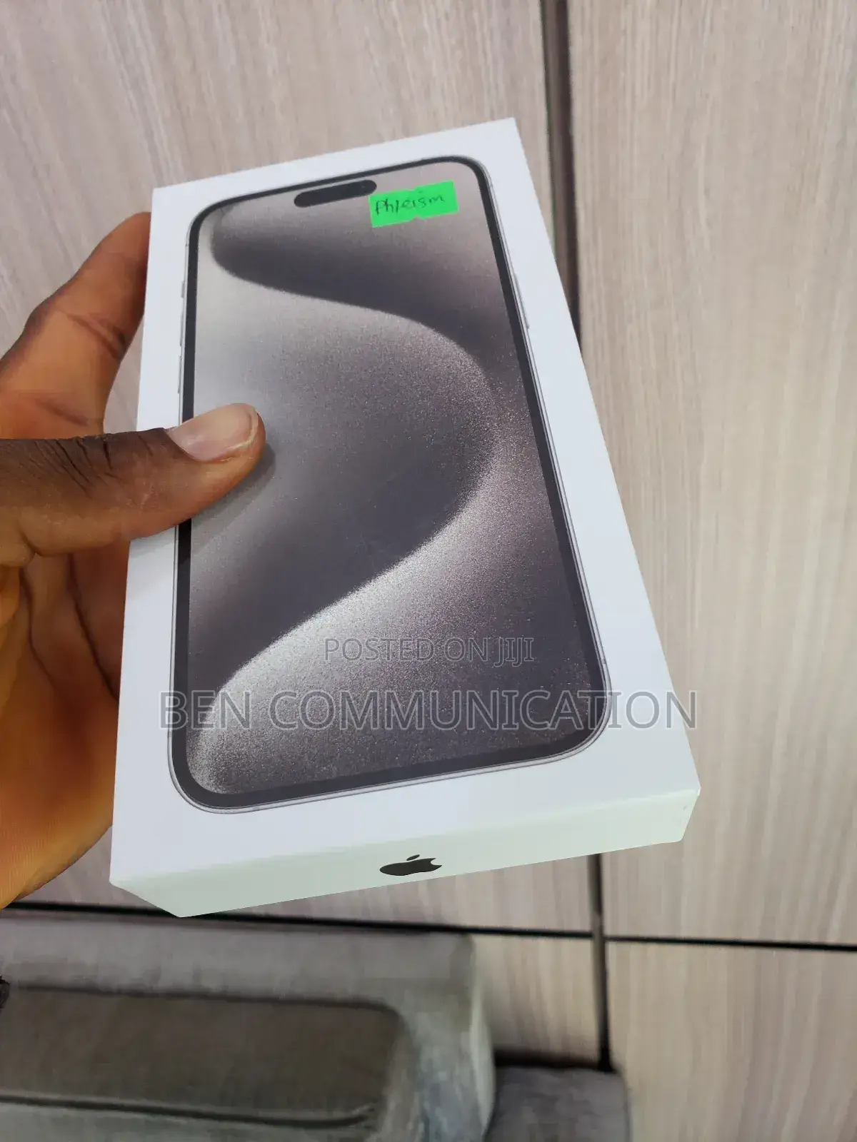 New Apple iPhone 15 Pro Max 256 GB