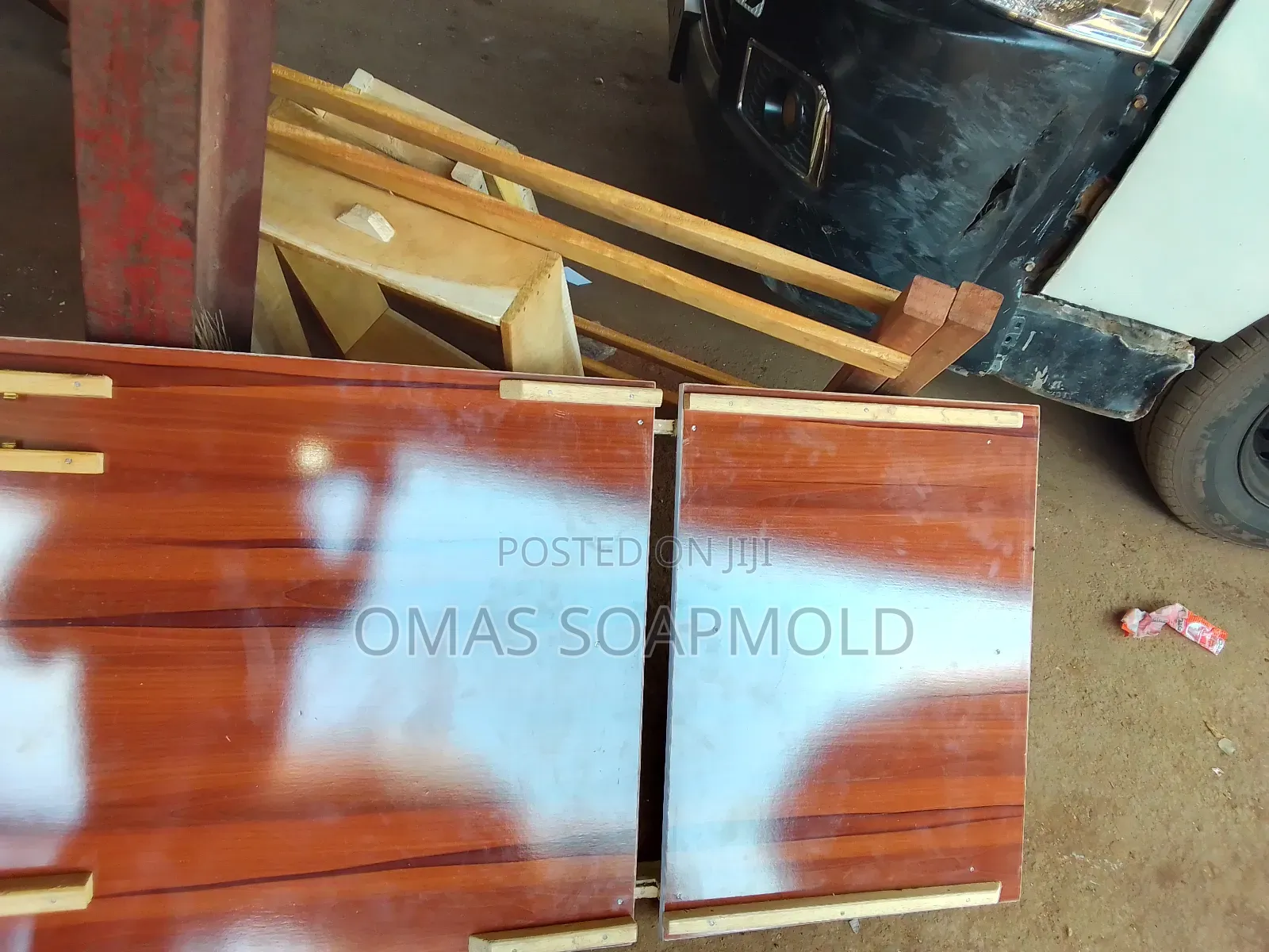 Soap Cutter, Molds and Foldable Table