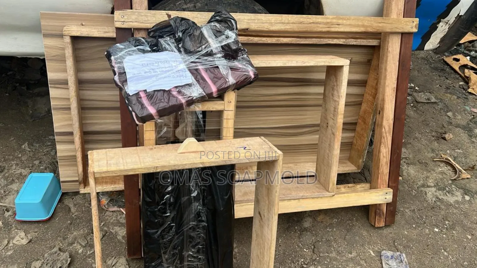 Soap Cutter, Molds and Foldable Table
