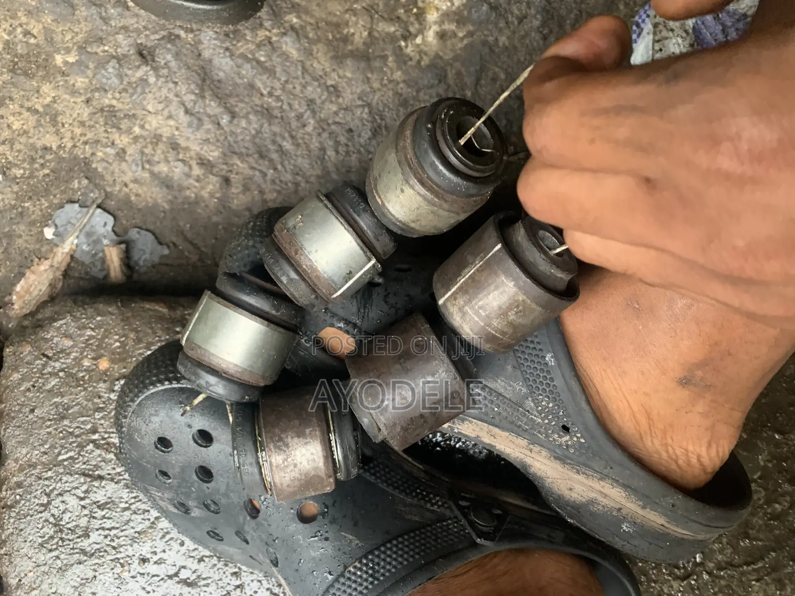 Ford Explorer Spindle Bushing and Split Sitting Bushing