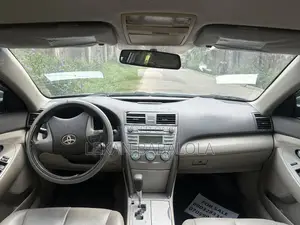Toyota Camry 2009 Green