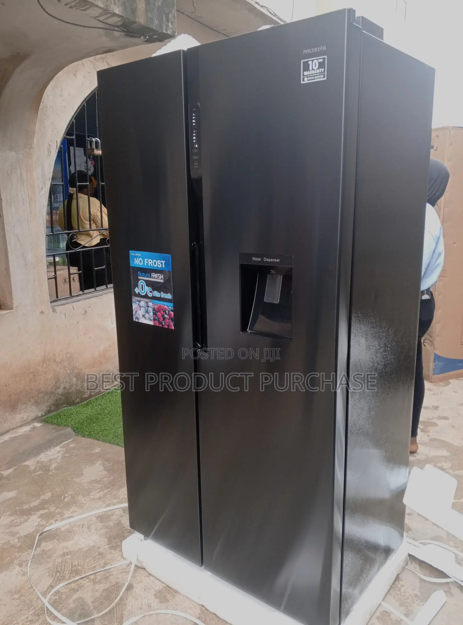 Polyster 777wd-Inv Multi-Shelf Refrigerator