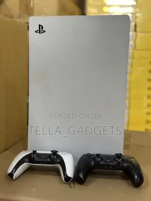 Ps5 Fat Used With 2 Pads