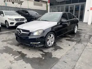 Mercedes-Benz C300 2010 White