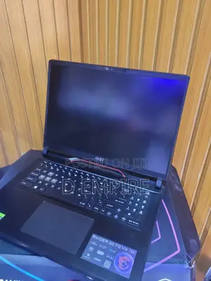 Laptop MSI Raider GE78HX 16GB Intel Core i7 SSD 1.5T
