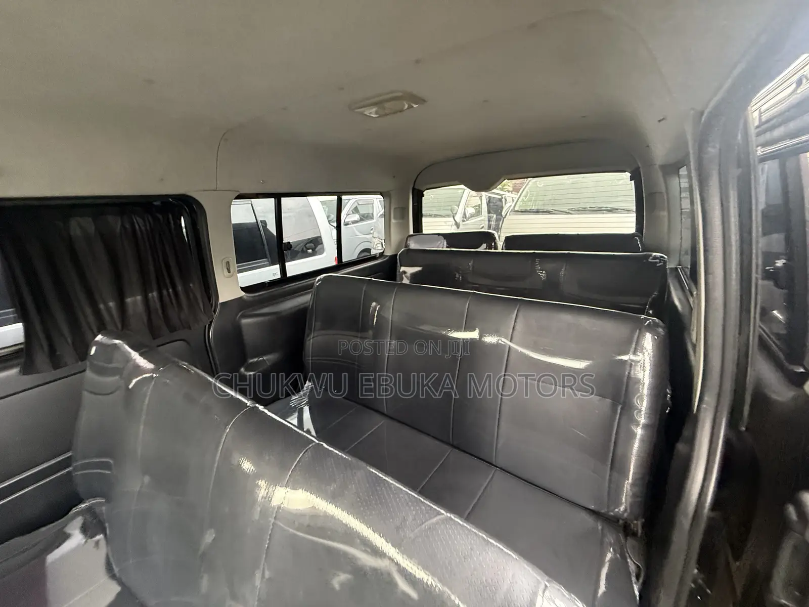Toyota HiAce 2014 Black