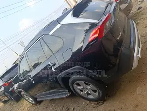 Toyota RAV4 XLE 2021 Black